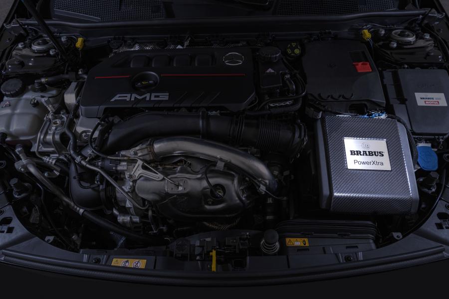 Моторный отсек Mercedes-AMG A35 4Matic B35S by Brabus (W177) 2019 года  (фото 15 из 33)